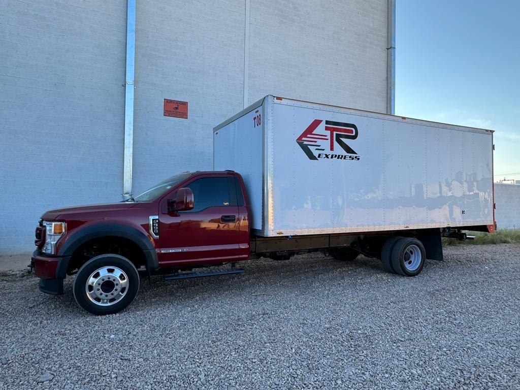 F550 08 CAPACIDAD 8 PALLETS-7 TON